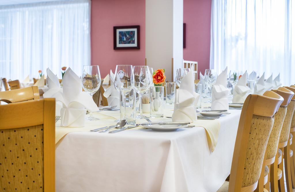 Hotel Akademie Chocerady 외부 사진